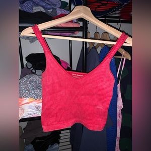 Red Seamless Crop